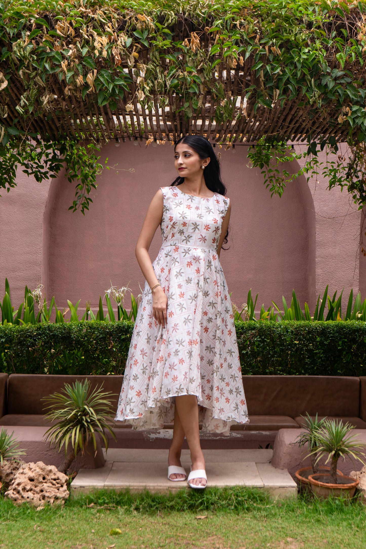 Palm Whisper High-Low Outfit