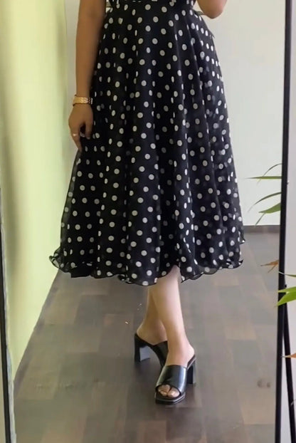 polka dots Midi Dress image 4