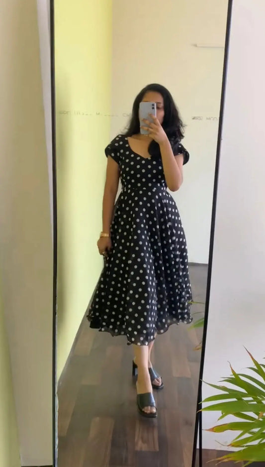 polka dots Midi Dress image 0